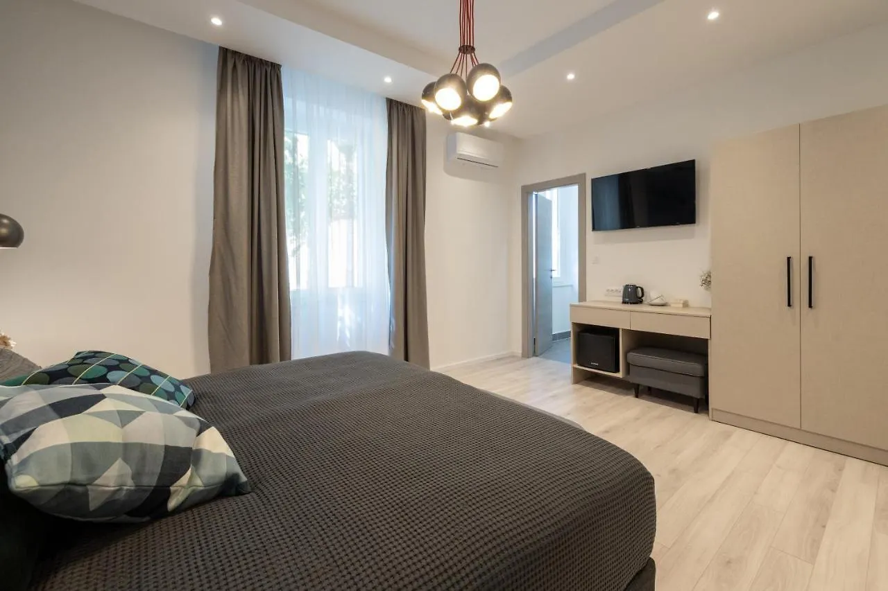 Sweet Dreams-Old Town Hotell Split Pensionat